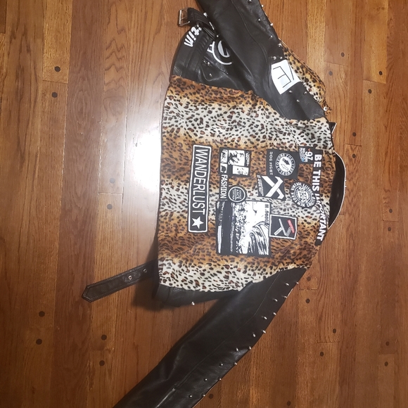 Love jacket - Picture 2 of 3